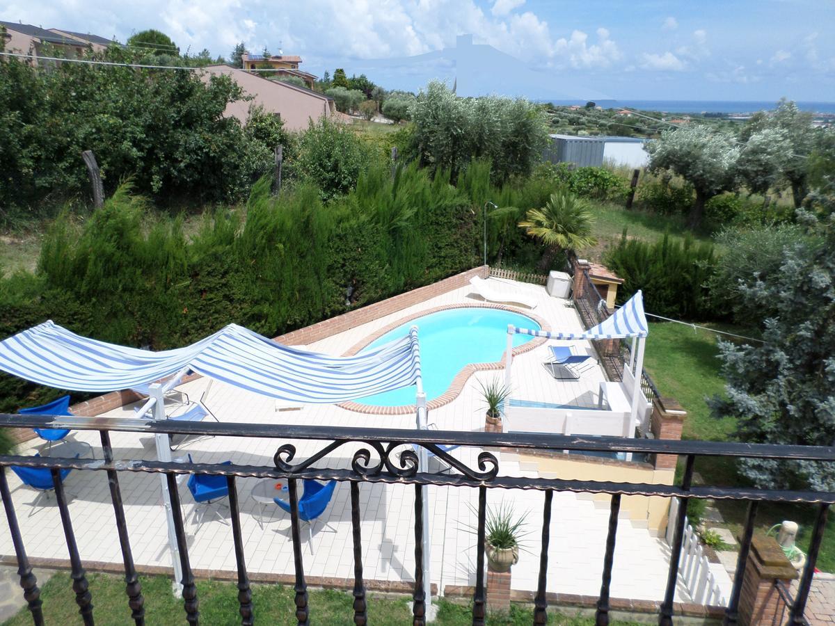 Bed&Breakfast Villa Algi Corropoli Esterno foto